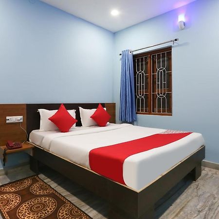 Vaccinated Staff- Oyo 45958 New Castle Inn Bhubaneswar Exterior photo