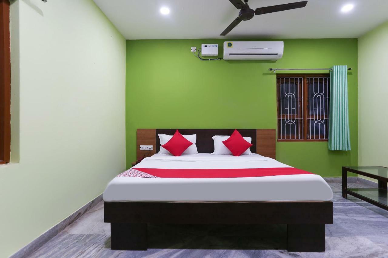 Vaccinated Staff- Oyo 45958 New Castle Inn Bhubaneswar Exterior photo
